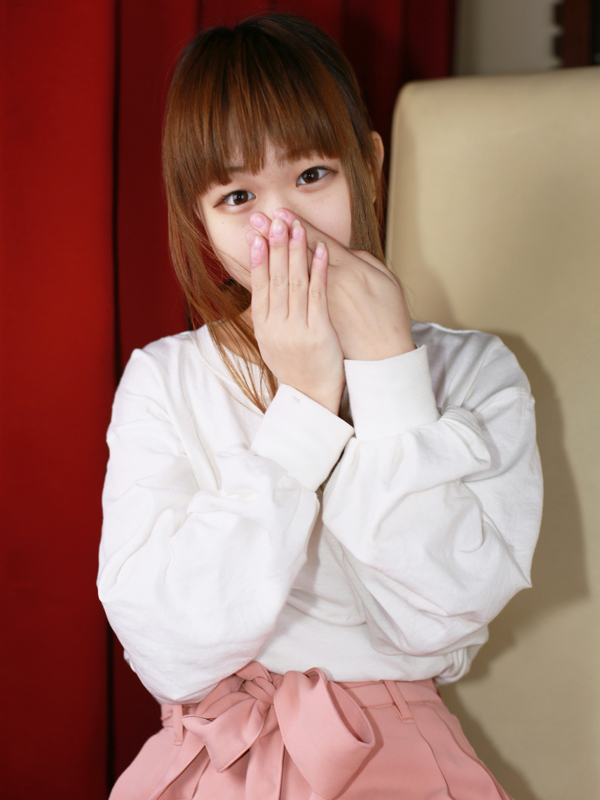 踊れ！チンチコリン・神戸店 きあら 18歳 T：148cm　B：79(B)　W：54　H：83